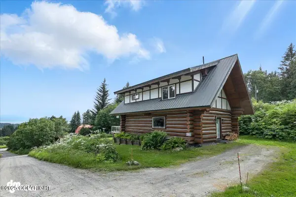 4510 Thomas Court, Homer, AK 99603