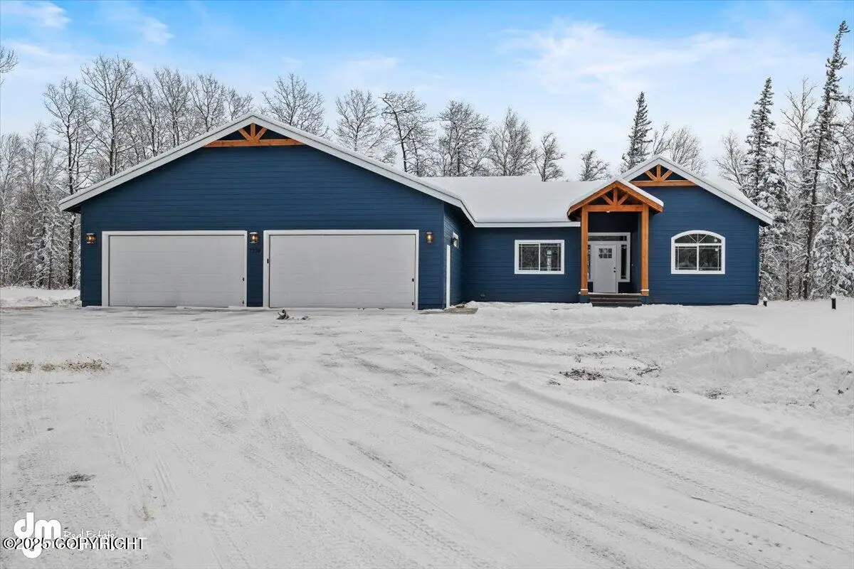 8527 E Eagle View Circle, Palmer, AK 99645 - Image #1