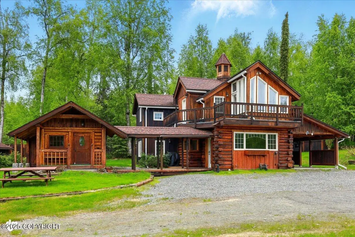 40327 S Malaspina Loop, Talkeetna, AK 99676 - Image #1