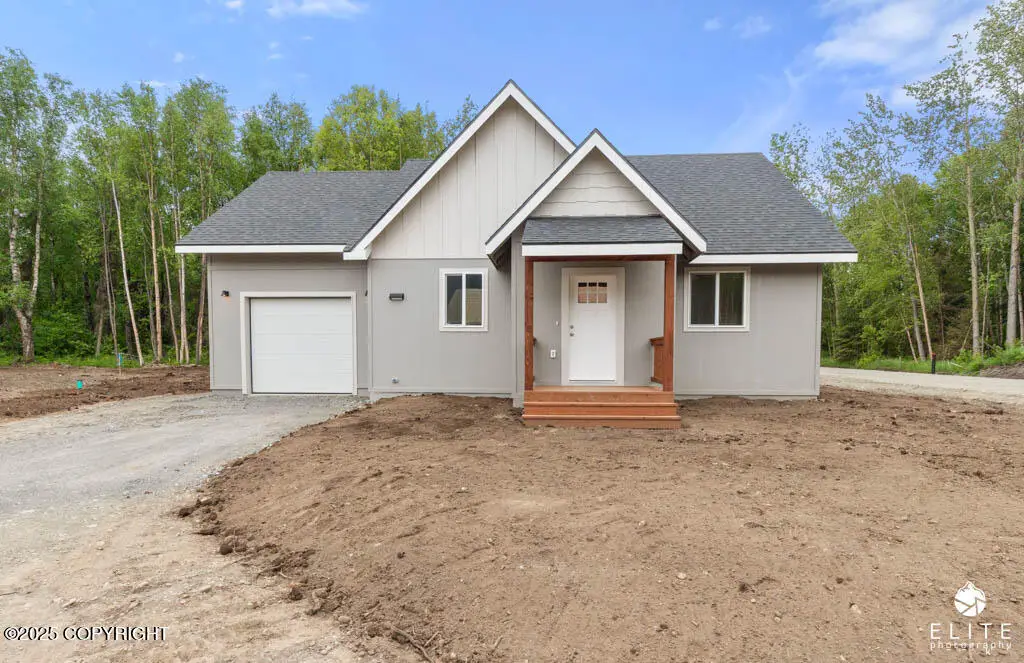 1338 N Unicorn Circle #3, Palmer, AK 99645 - Image #1