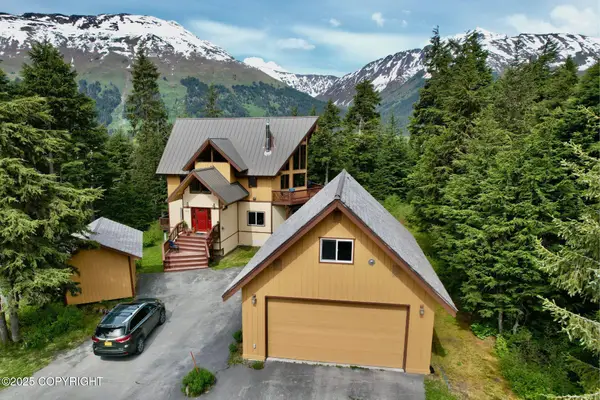 142 Vail Circle, Girdwood, AK 99587