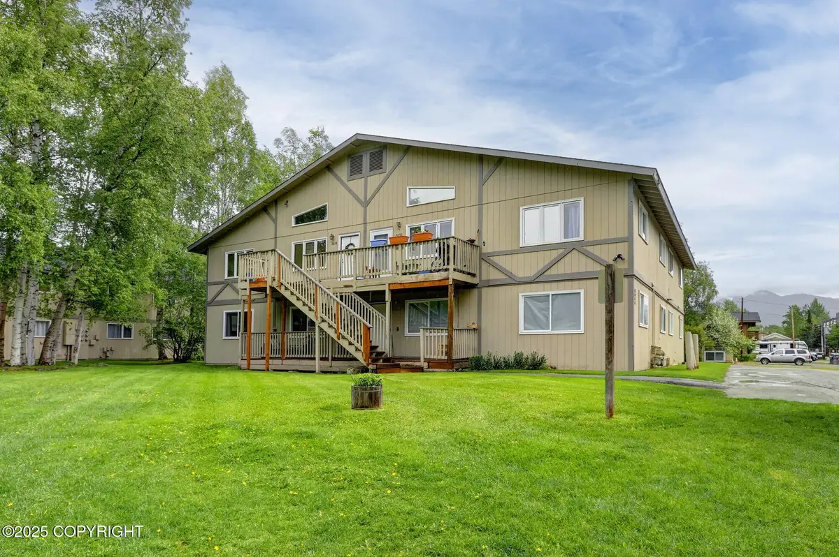 2632 Glacier Street #B7, Anchorage, AK 99508 - Image #1