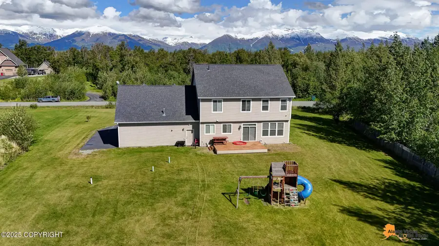 10588 E Nighthawk Circle, Palmer, AK 99645 - Image #2
