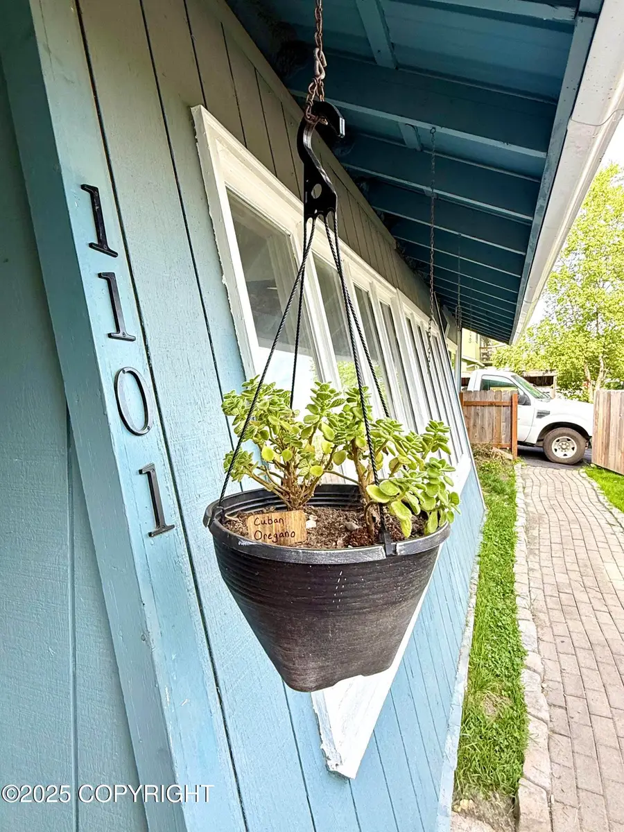 1101 E 16th Avenue, Anchorage, AK 99501 - Image #2