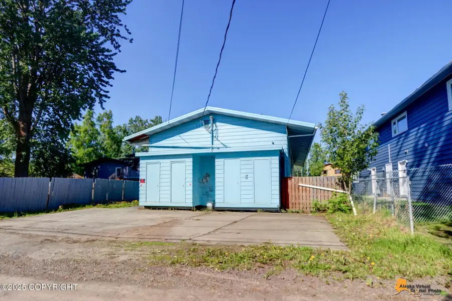 735 Price Street, Anchorage, AK 99508 - Image #2