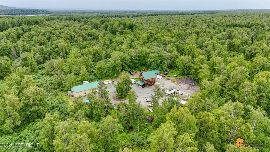 11763 E Susitna River Road, Trapper Creek, AK 99683 - Image #2