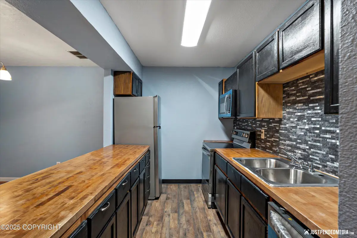 1711 Russian Jack Drive #B4, Anchorage, AK 99508 - Image #1