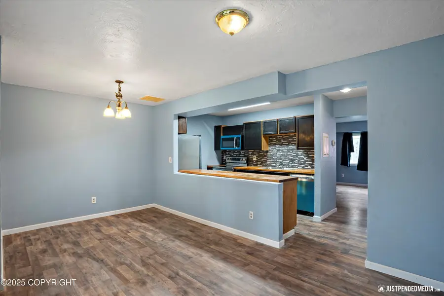 1711 Russian Jack Drive #B4, Anchorage, AK 99508 - Image #2