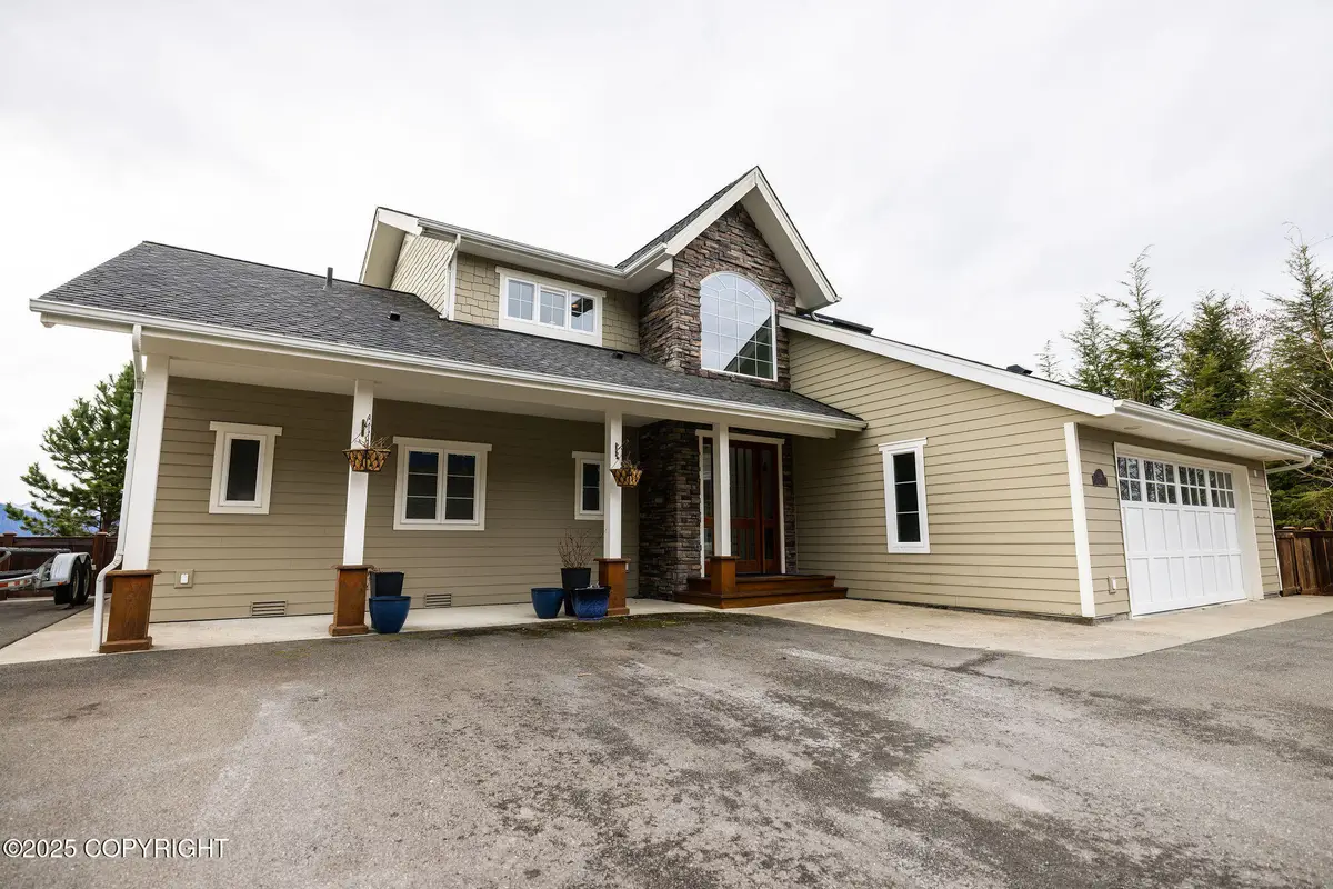 304 Eliason Loop, Sitka, AK 99835 - Image #1
