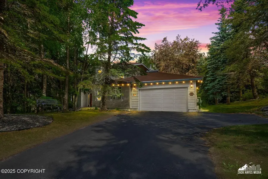 250 Botanical Circle, Anchorage, AK 99515 - Image #2