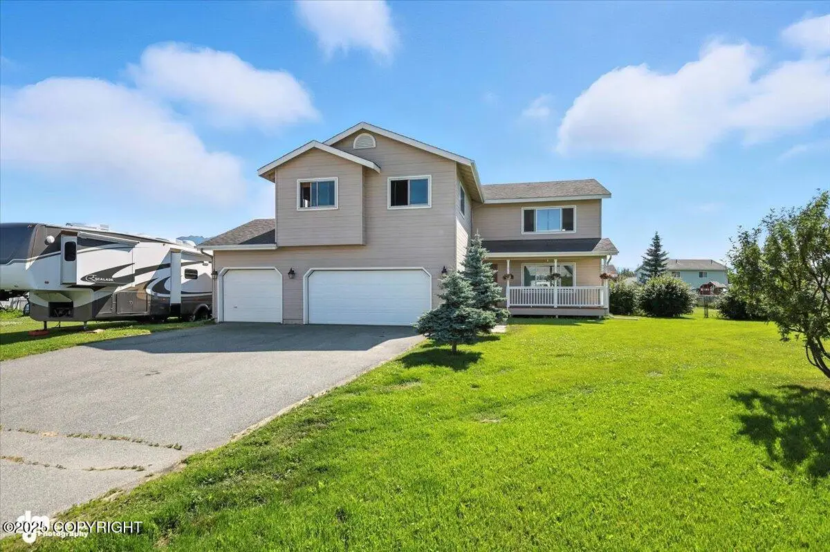 956 S Pinnacle Mountain Drive, Palmer, AK 99645 - Image #1