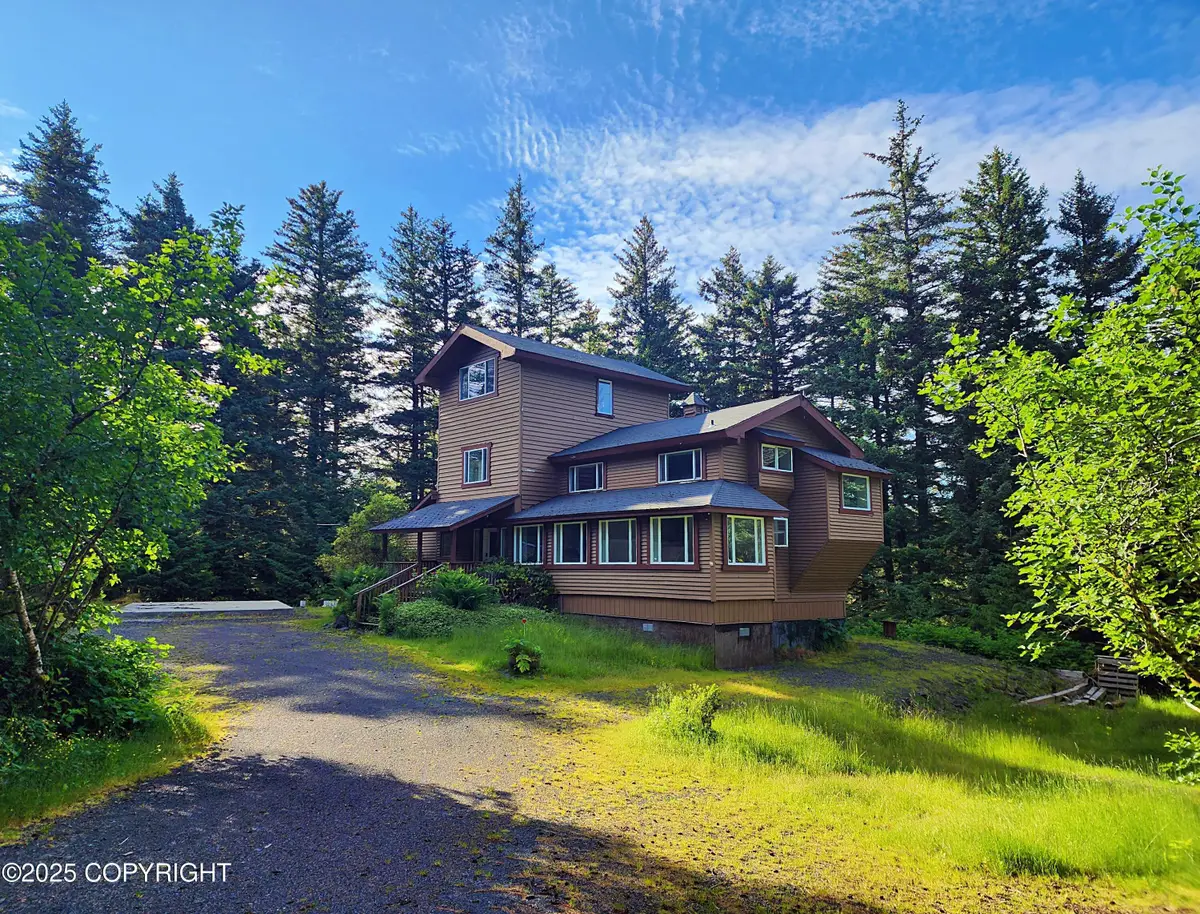 3043 Lakeview Drive, Kodiak, AK 99615 - Image #1