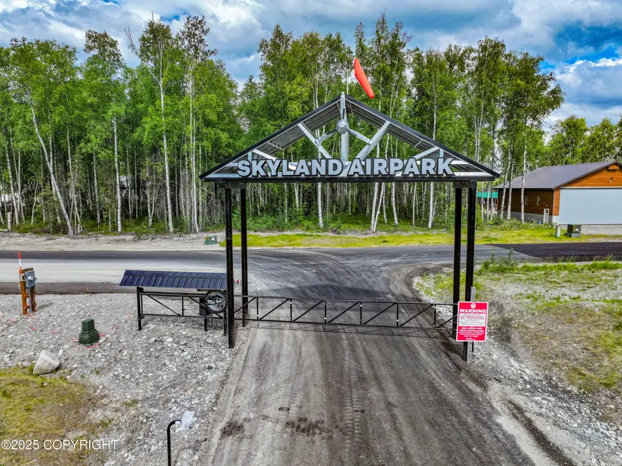 20099 E Caswell Lakes Road, Willow, AK 99688 - Image #2