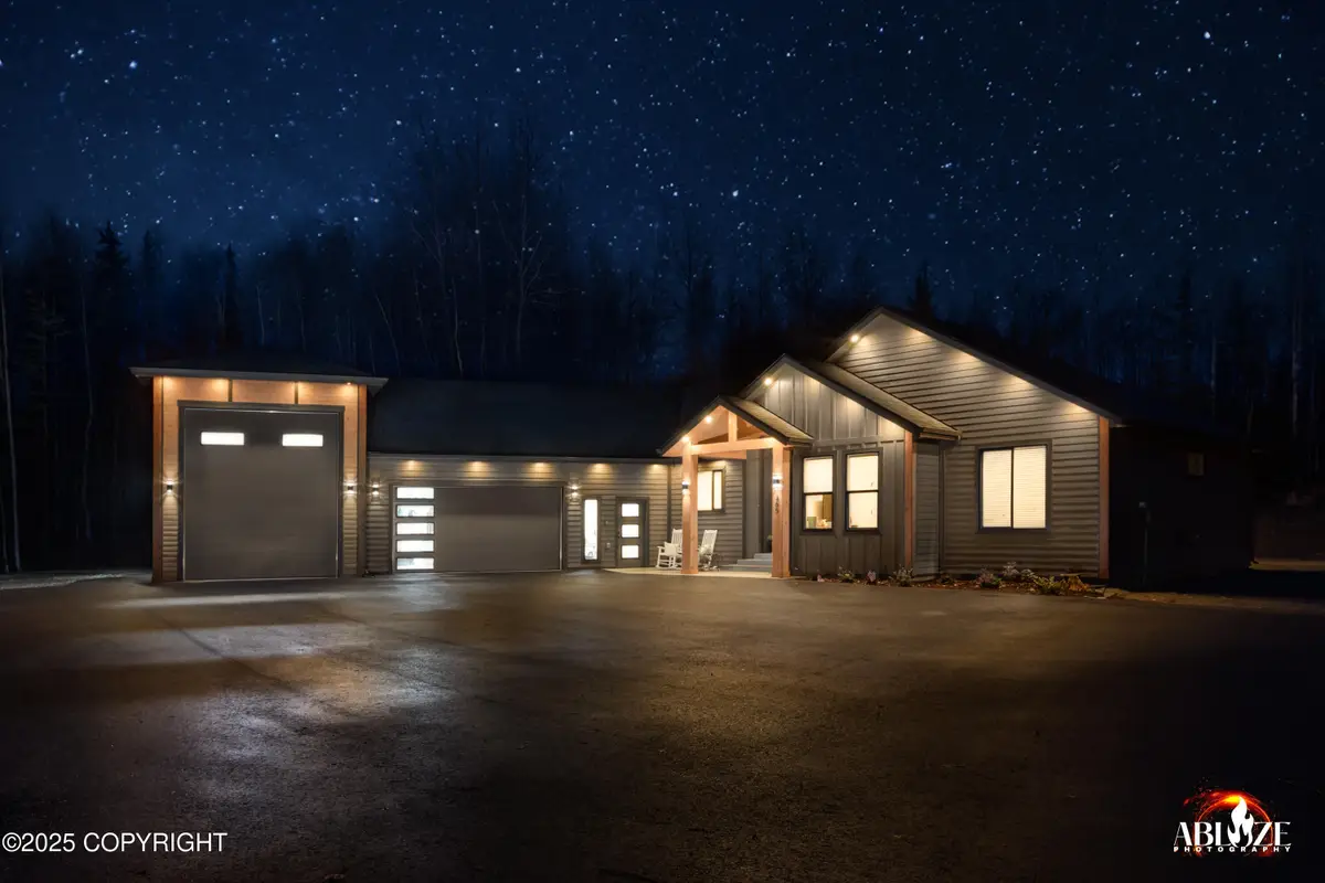 365 W Crestwood Avenue, Wasilla, AK 99654 - Image #1
