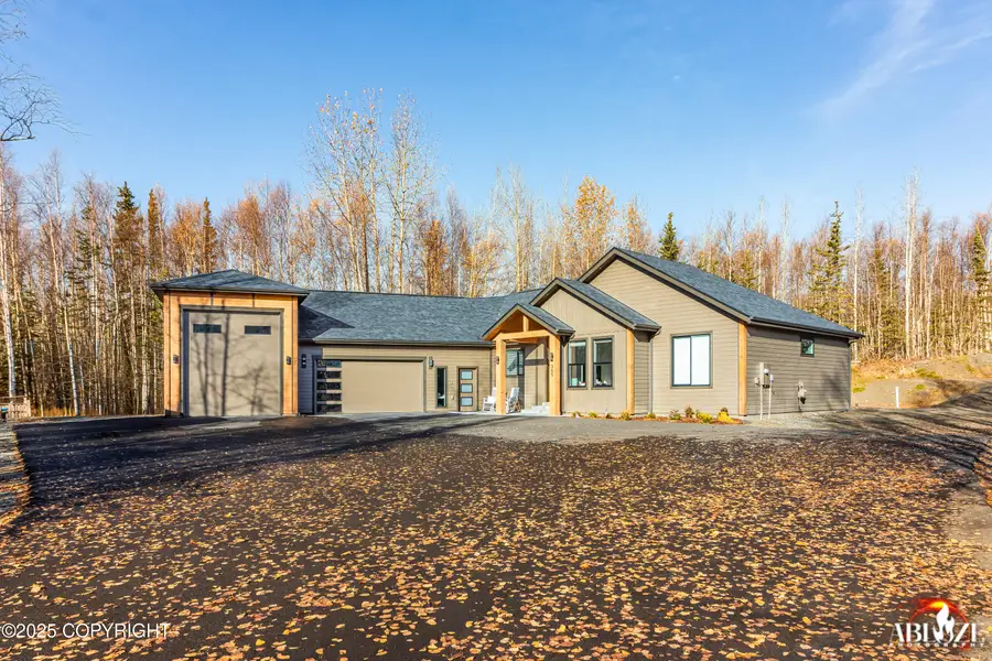 365 W Crestwood Avenue, Wasilla, AK 99654 - Image #2