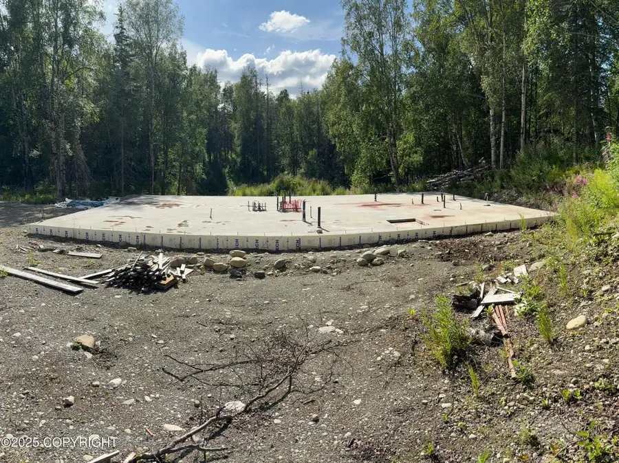 8752 E Snowbird Circle, Palmer, AK 99645 - Image #2