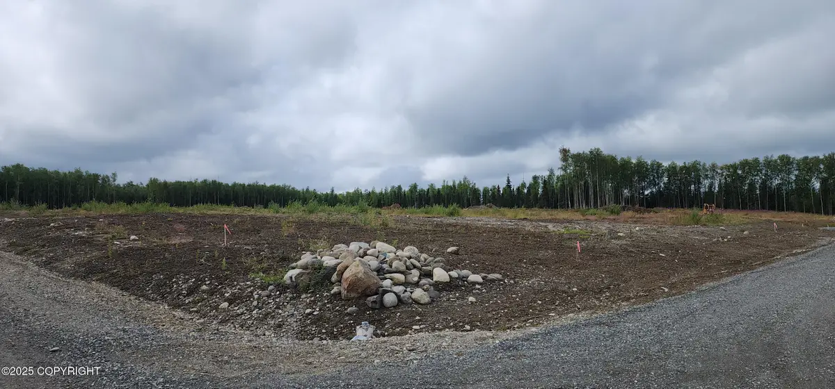 13384 W Excalibur Circle, Houston, AK 99694 - Image #1