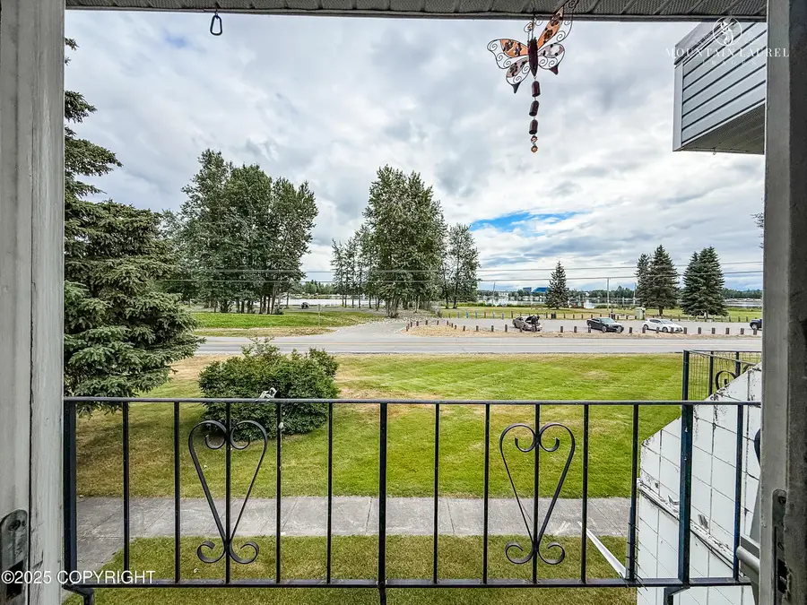 3333 Lakeshore Drive #5, Anchorage, AK 99517 - #2