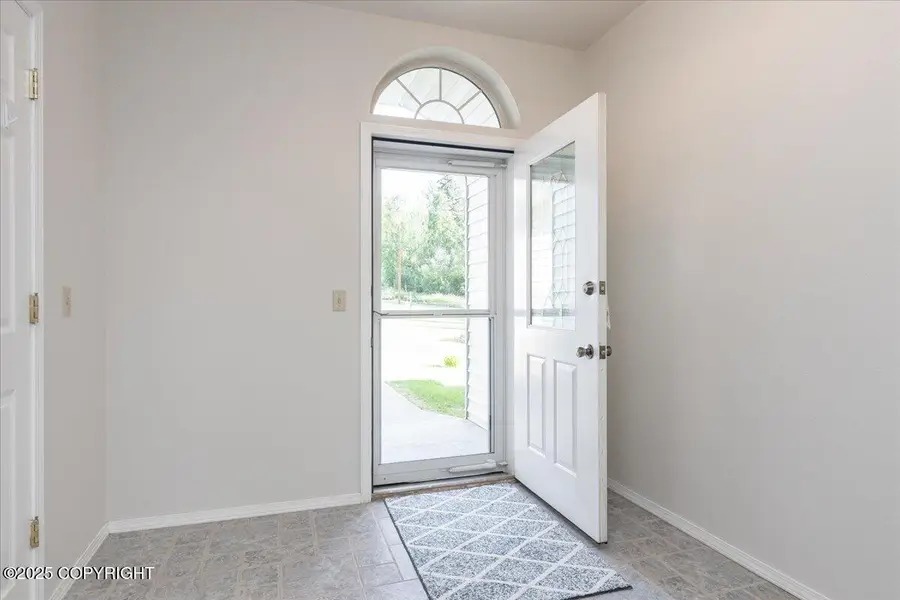 480 Kentshire Drive, Fairbanks, AK 99712 - Image #2