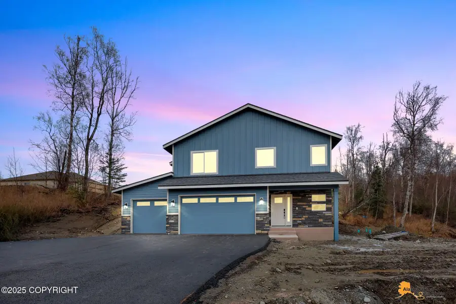 11846 E Kingdom Avenue, Palmer, AK 99645 - Image #2