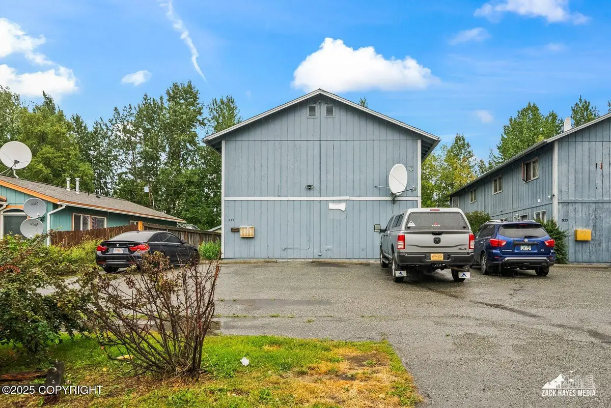 917 E 45th Court, Anchorage, AK 99503 - Image #1