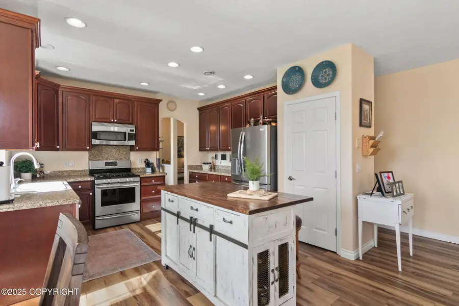 35200 Reger Road, Soldotna, AK 99669 - Image #3