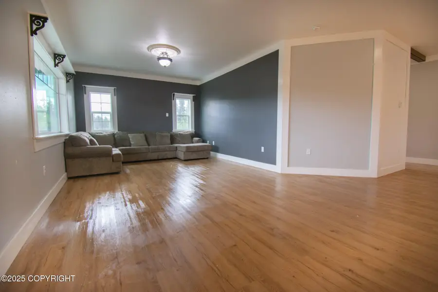 29373 E Canoe Avenue, Sterling, AK 99672 - Image #3