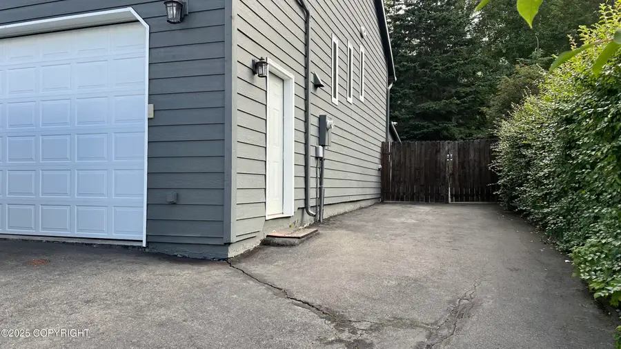 10921 Adanak Circle, Eagle River, AK 99577 - Image #3