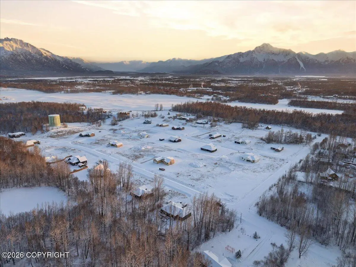 L10 E Fig Circle, Palmer, AK 99645 - Image #1