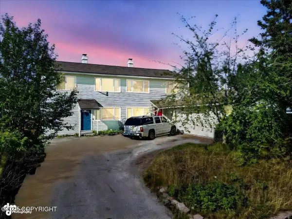 6119 E 12th Avenue, Anchorage, AK 99504