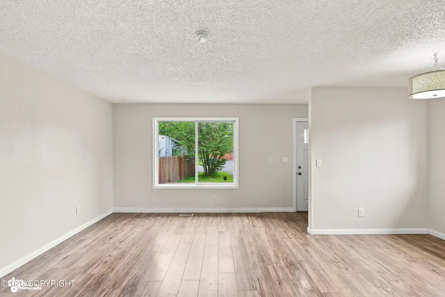 301 Dannilyn Circle, Anchorage, AK 99504 - #2