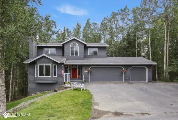18912 Sokolof Circle, Eagle River, AK 99577