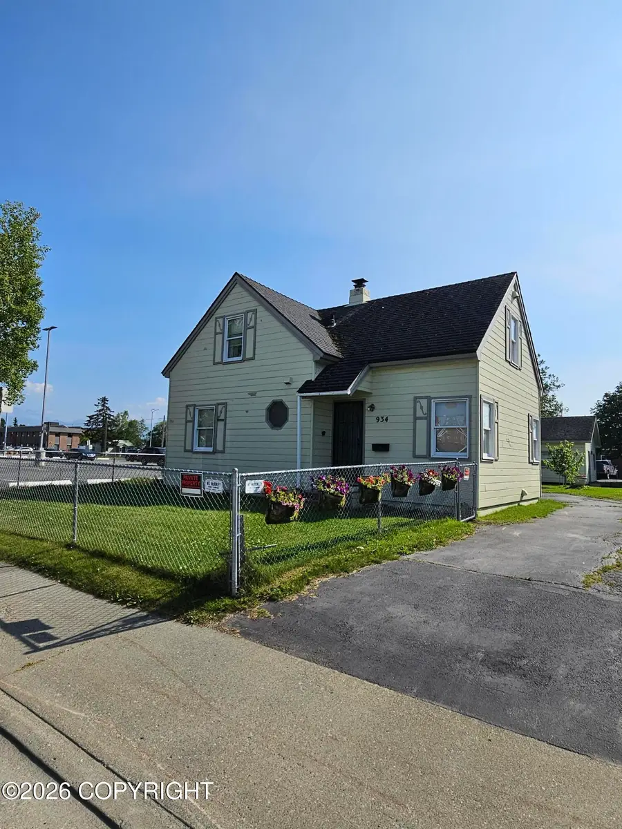 934 W 8th Avenue, Anchorage, AK 99501 - #2