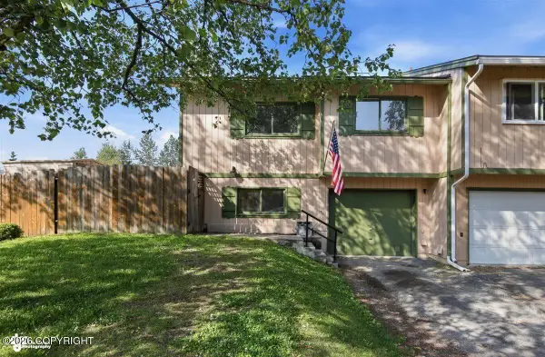 8301 Ragged Top Circle, Anchorage, AK 99504