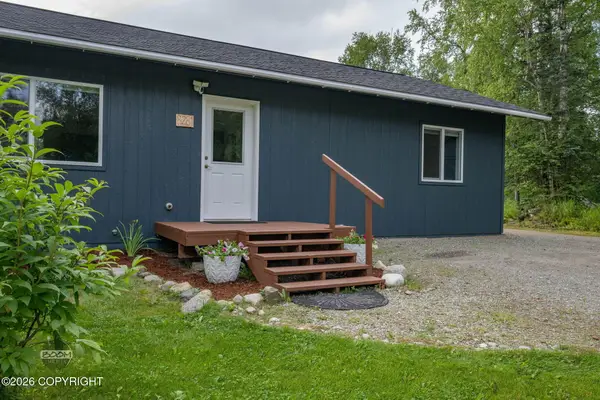 8281 E Gold Bullion Boulevard, Palmer, AK 99645