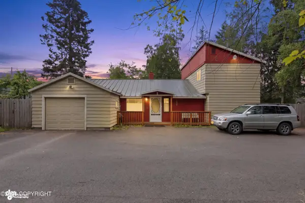3008 W 29th Avenue, Anchorage, AK 99517