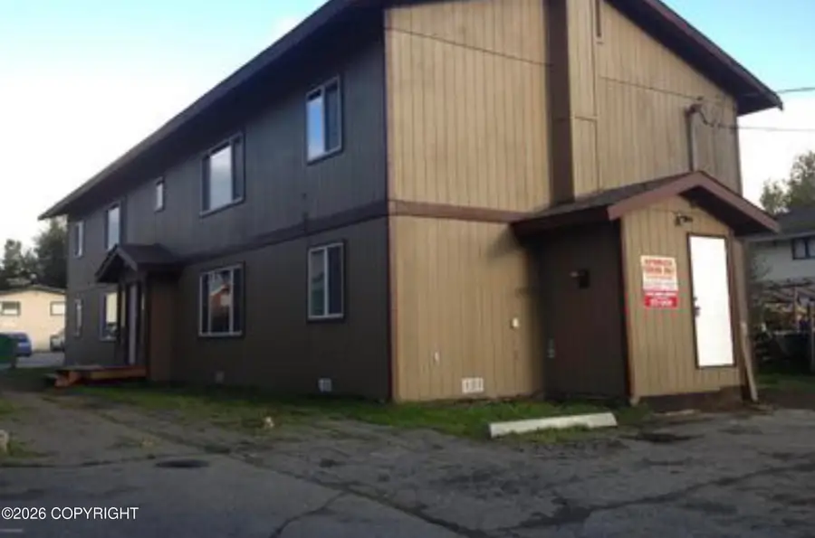 608 Mumford Street, Anchorage, AK 99508 - #2