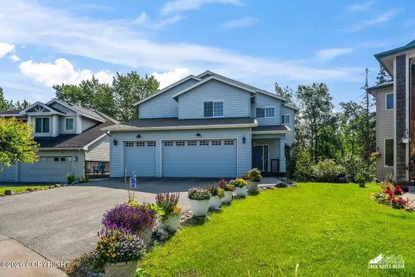 2940 Captain Cook Estates Circle, Anchorage, AK 99517