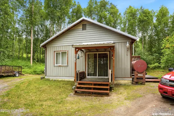 3529 S Dawn Lake Drive, Wasilla, AK 99654