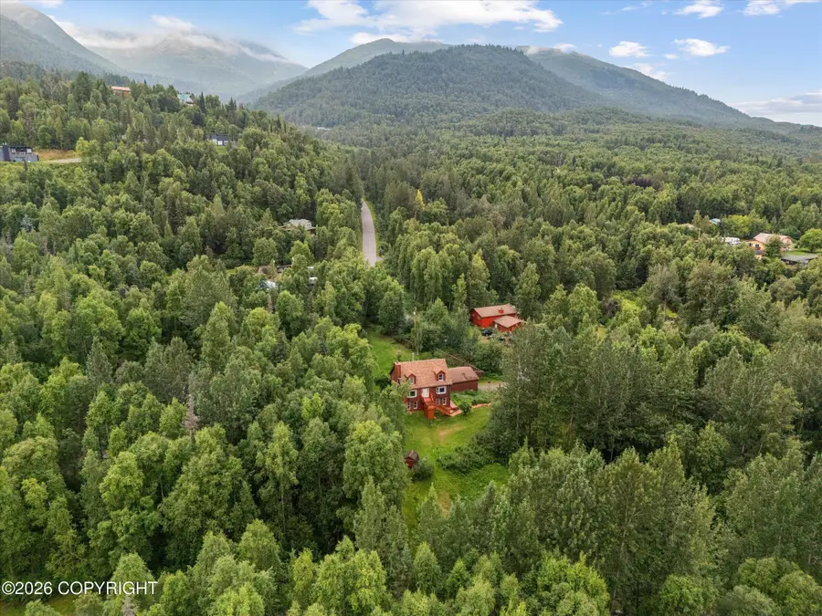19519 Sue Tawn Drive, Chugiak, AK 99567 - #3