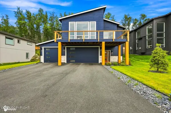 17986 Rivervista Road, Eagle River, AK 99577