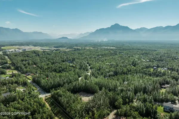 8645 E Highlands Circle, Palmer, AK 99645