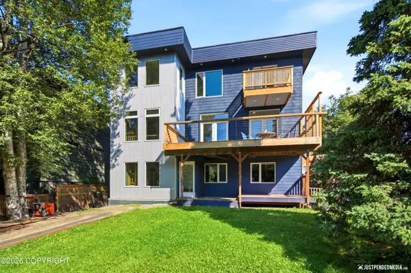 325 E 11th Avenue, Anchorage, AK 99501