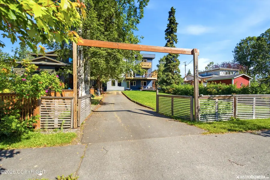 325 E 11th Avenue, Anchorage, AK 99501 - #2