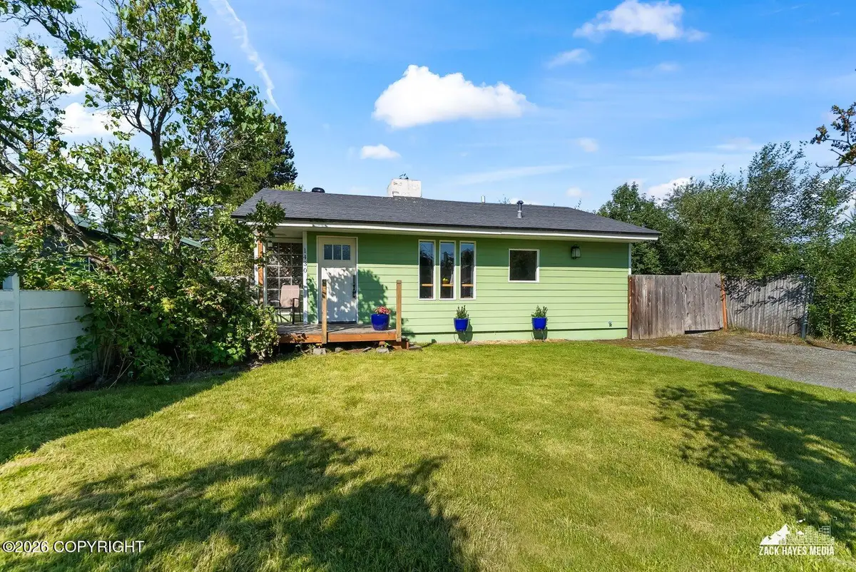 1430 Karluk Street, Anchorage, AK 99501 - #1