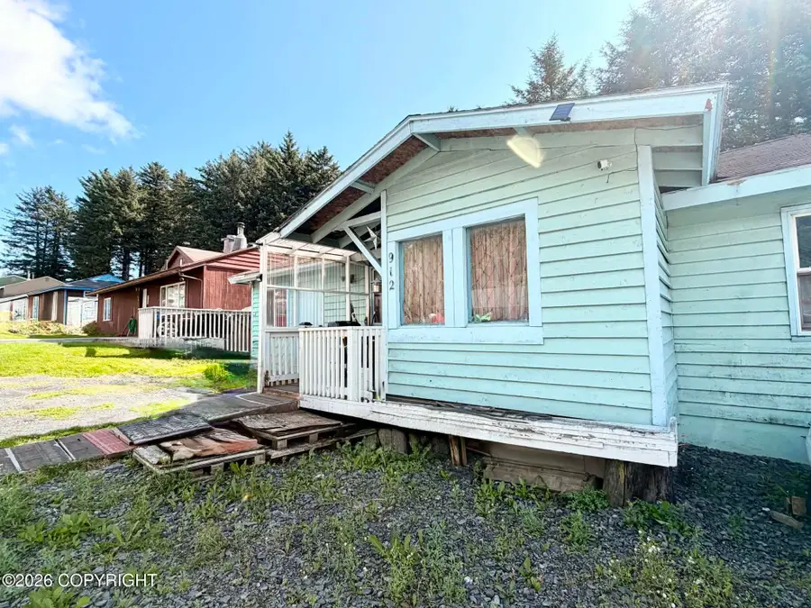 912 Hemlock Street, Kodiak, AK 99615 - #2