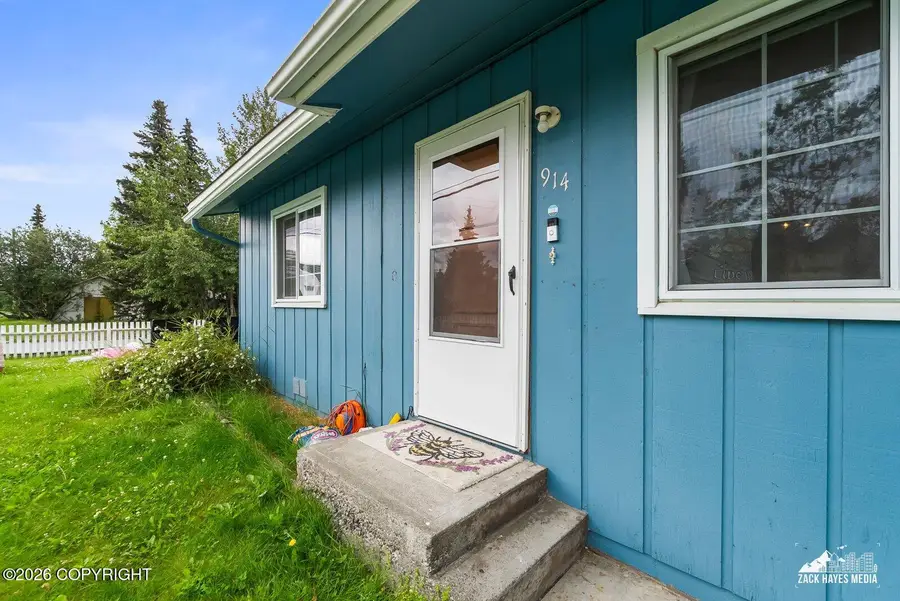 914 Boyd Street, Anchorage, AK 99501 - #3