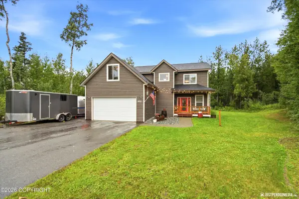 5915 E Summit Circle, Wasilla, AK 99654