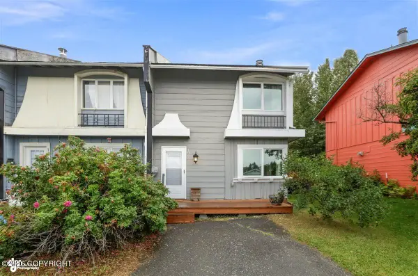 1065 E 17th Avenue, Anchorage, AK 99501