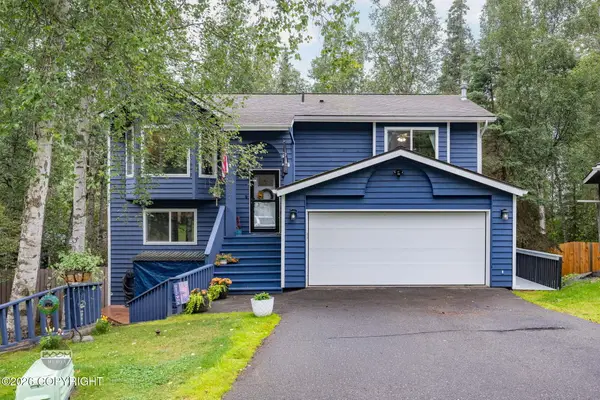 8832 Dome Circle, Eagle River, AK 99577
